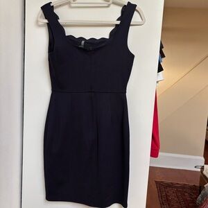 Elegant Navy Scallop neckline Sleeveless Dress